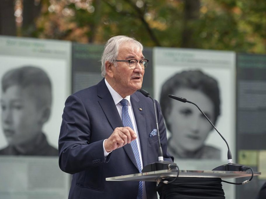 Zoni Weisz, Sinto Überlebender des Holocaust.